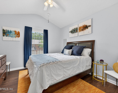 4166 Highwood Drive - Photo Thumbnail 26