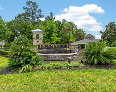 4166 Highwood Drive - Photo Thumbnail 41
