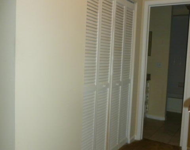 85 Debarry Avenue - Photo Thumbnail 7