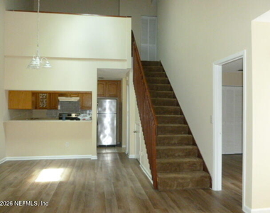 85 Debarry Avenue - Photo Thumbnail 5