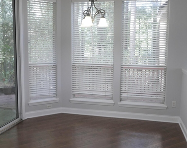 2359 Huckins Court - Photo Thumbnail 14