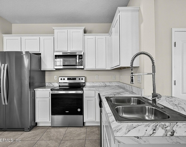 7739 Legacy Trail - Photo Thumbnail 9