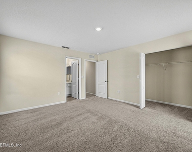 7739 Legacy Trail - Photo Thumbnail 17