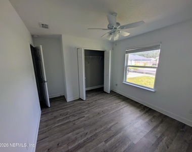 1380 Ottawa Avenue - Photo Thumbnail 16