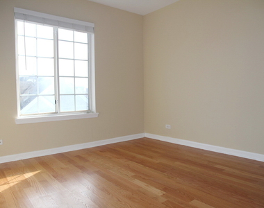 2226 Daybreak Drive - Photo Thumbnail 8