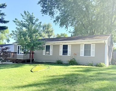 419 Singapore Lane - Photo Thumbnail 17