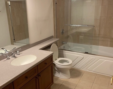 3734 N Sheffield Avenue - Photo Thumbnail 6