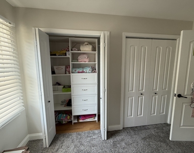 1550 W Goldengate Drive - Photo Thumbnail 23