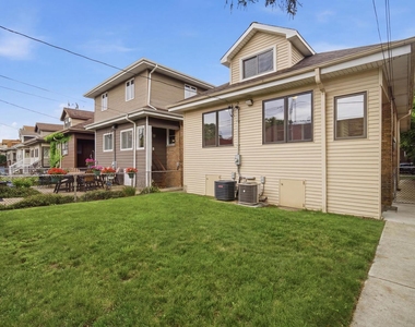 7236 W Pratt Avenue - Photo Thumbnail 19