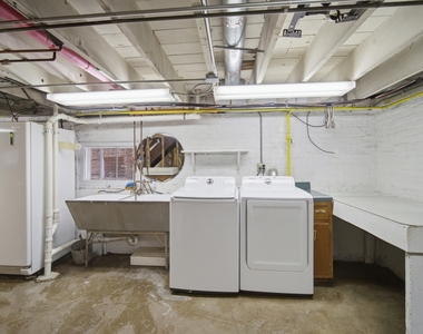 7236 W Pratt Avenue - Photo Thumbnail 18