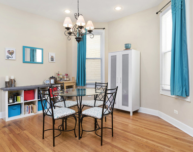 1512 W School Street - Photo Thumbnail 3