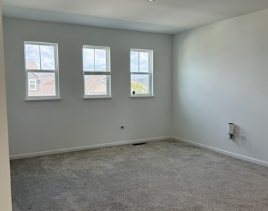 1017 Dr. John Burkey Drive - Photo Thumbnail 10