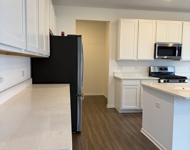 1017 Dr. John Burkey Drive - Photo Thumbnail 7