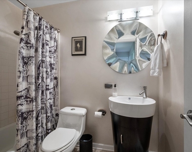 517 Longwood Drive - Photo Thumbnail 11