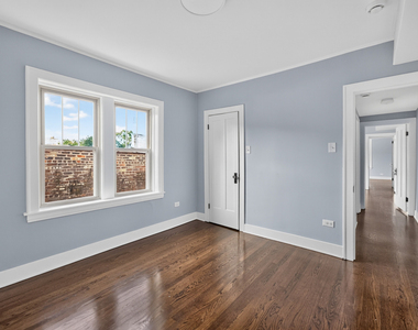 1101 S Oak Park Avenue - Photo Thumbnail 14