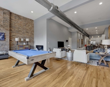 1015 W Lake Street - Photo Thumbnail 6