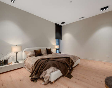 1257 N Ashland Avenue - Photo Thumbnail 17