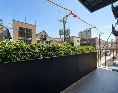1257 N Ashland Avenue - Photo Thumbnail 23