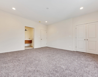 2824 W Van Buren Street - Photo Thumbnail 13