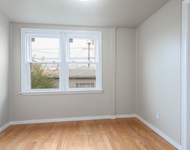 5132 W Parker Avenue - Photo Thumbnail 8