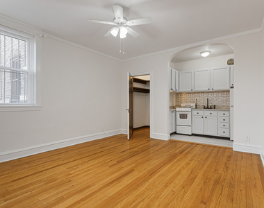 2342 N Spaulding Avenue - Photo Thumbnail 1