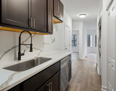 1904 N Whipple Street - Photo Thumbnail 2