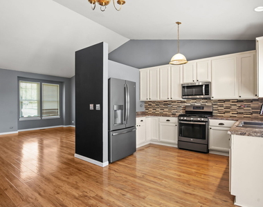 776 Chesterfield Lane - Photo Thumbnail 8