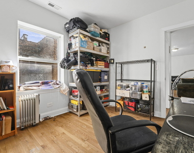 6319 N Sacramento Avenue - Photo Thumbnail 13