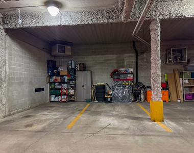 3954 N Oriole Avenue - Photo Thumbnail 26