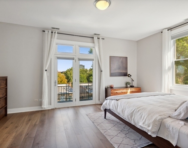 1243 N Wolcott Avenue - Photo Thumbnail 14