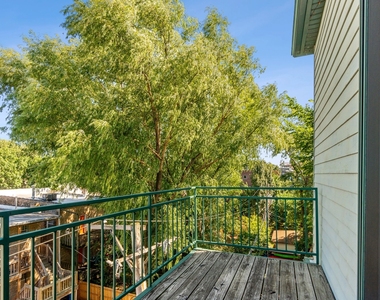 1243 N Wolcott Avenue - Photo Thumbnail 15