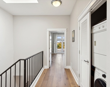 1243 N Wolcott Avenue - Photo Thumbnail 13