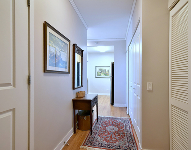 200 N Jefferson Street - Photo Thumbnail 1