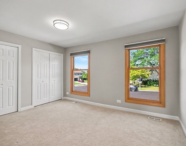 5195 Castaway Lane - Photo Thumbnail 12