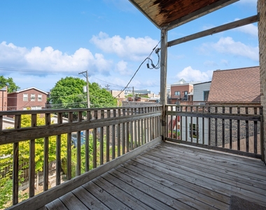 921 S Oakley Boulevard - Photo Thumbnail 13
