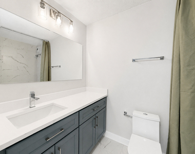 405 N Wabash Avenue - Photo Thumbnail 9