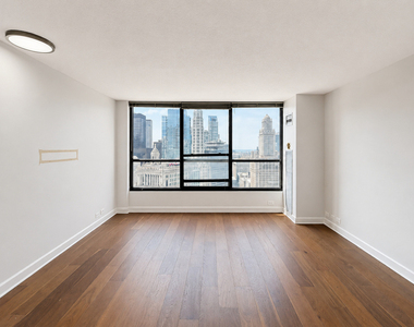 405 N Wabash Avenue - Photo Thumbnail 4