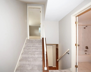 1329 Stonegate Road - Photo Thumbnail 8
