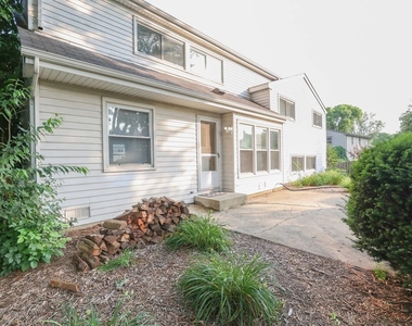1329 Stonegate Road - Photo Thumbnail 1