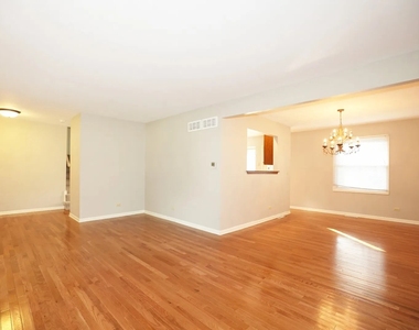 1329 Stonegate Road - Photo Thumbnail 18