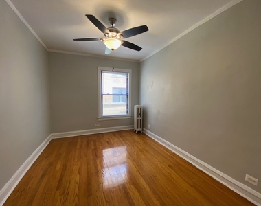 6514 N Glenwood Avenue - Photo Thumbnail 10
