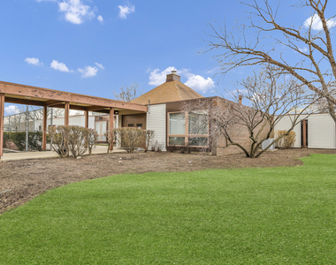 1500 Robin Circle - Photo Thumbnail 15