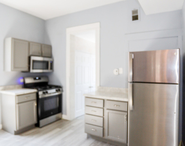 3525 W Dickens Avenue - Photo Thumbnail 3