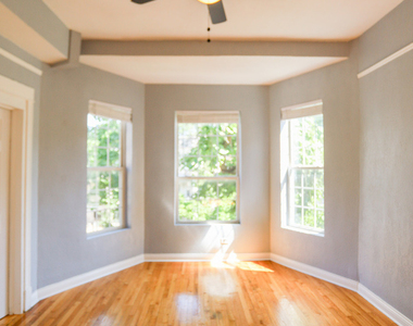 3525 W Dickens Avenue - Photo Thumbnail 6