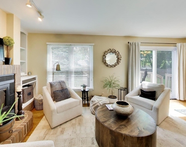 1420 Marie Street - Photo Thumbnail 15