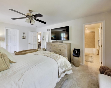 1420 Marie Street - Photo Thumbnail 20