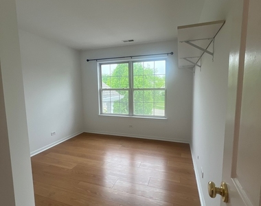 1429 Meadowsedge Lane - Photo Thumbnail 14