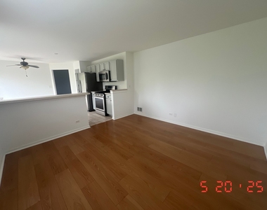 1429 Meadowsedge Lane - Photo Thumbnail 6