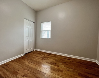3614 W Mclean Avenue - Photo Thumbnail 8
