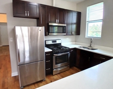 3614 W Mclean Avenue - Photo Thumbnail 6